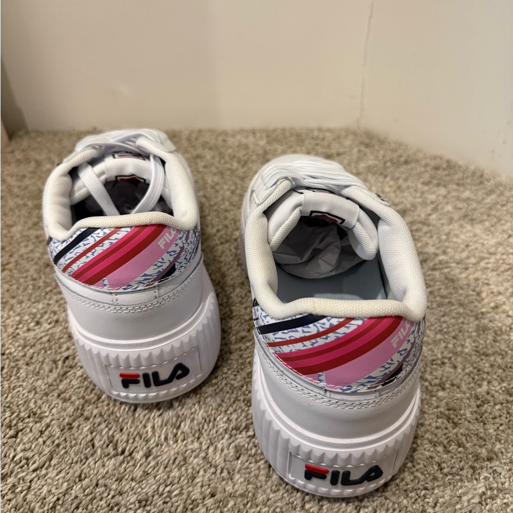 FILA Sandblast Oversole Sneakers - Picture 8 of 13